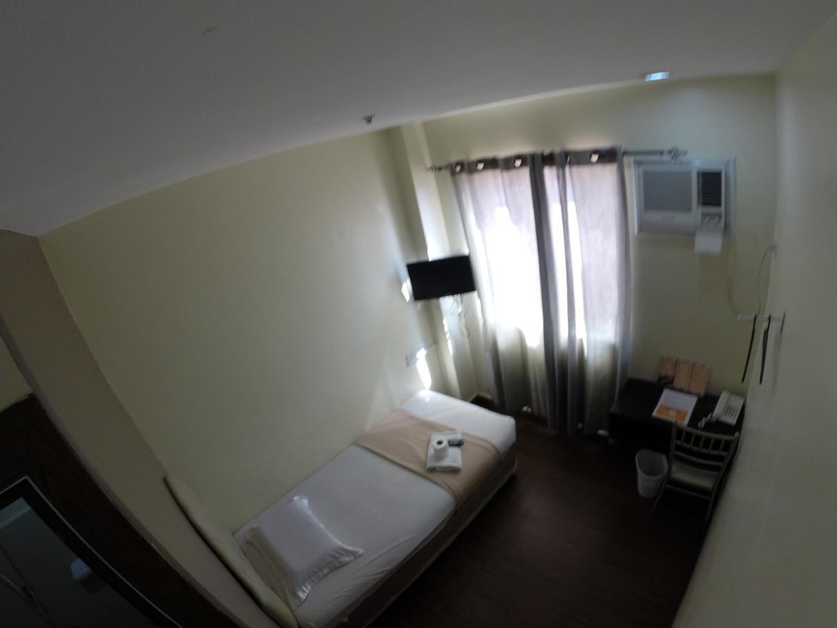 Rich Manor Pension House Cagayan de Oro Dış mekan fotoğraf