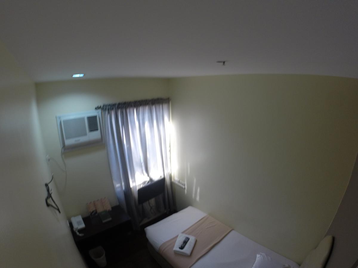 Rich Manor Pension House Cagayan de Oro Dış mekan fotoğraf